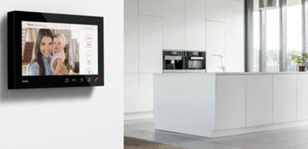 Gira Wohnungsstation bei Elektro Weiler GmbH in Steinheim